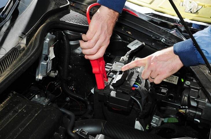 The Right Way To Jump Start A Car - Step 3