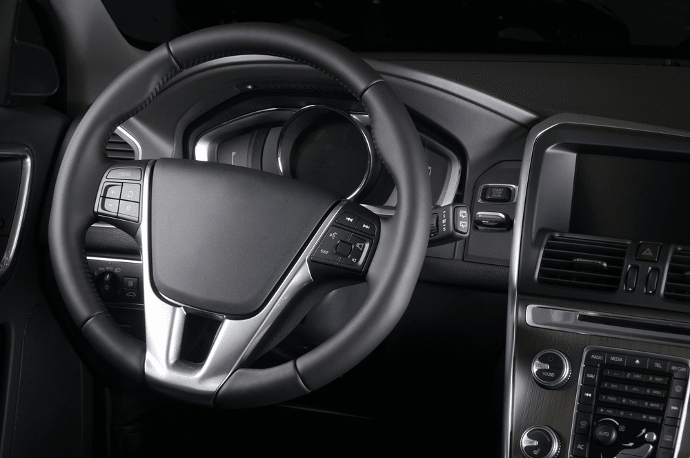 The Pros And Cons Of Leather Steering Wheel