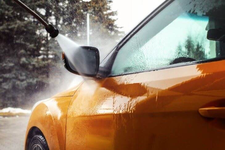 Washing Your Vehicle: Rinse from top to bottom.